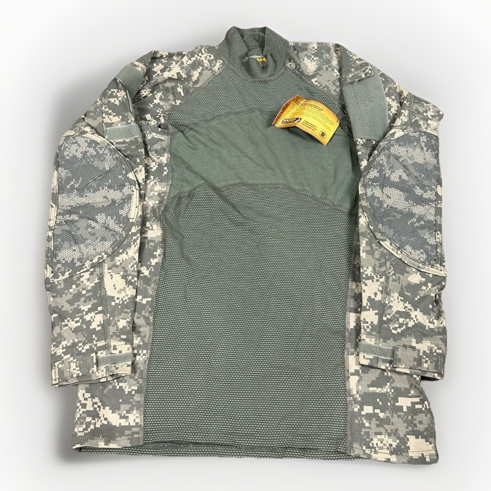 NWT MASSIF FR Army ACU Digital Combat Shirt Flame Resistant UCP Mens Medium